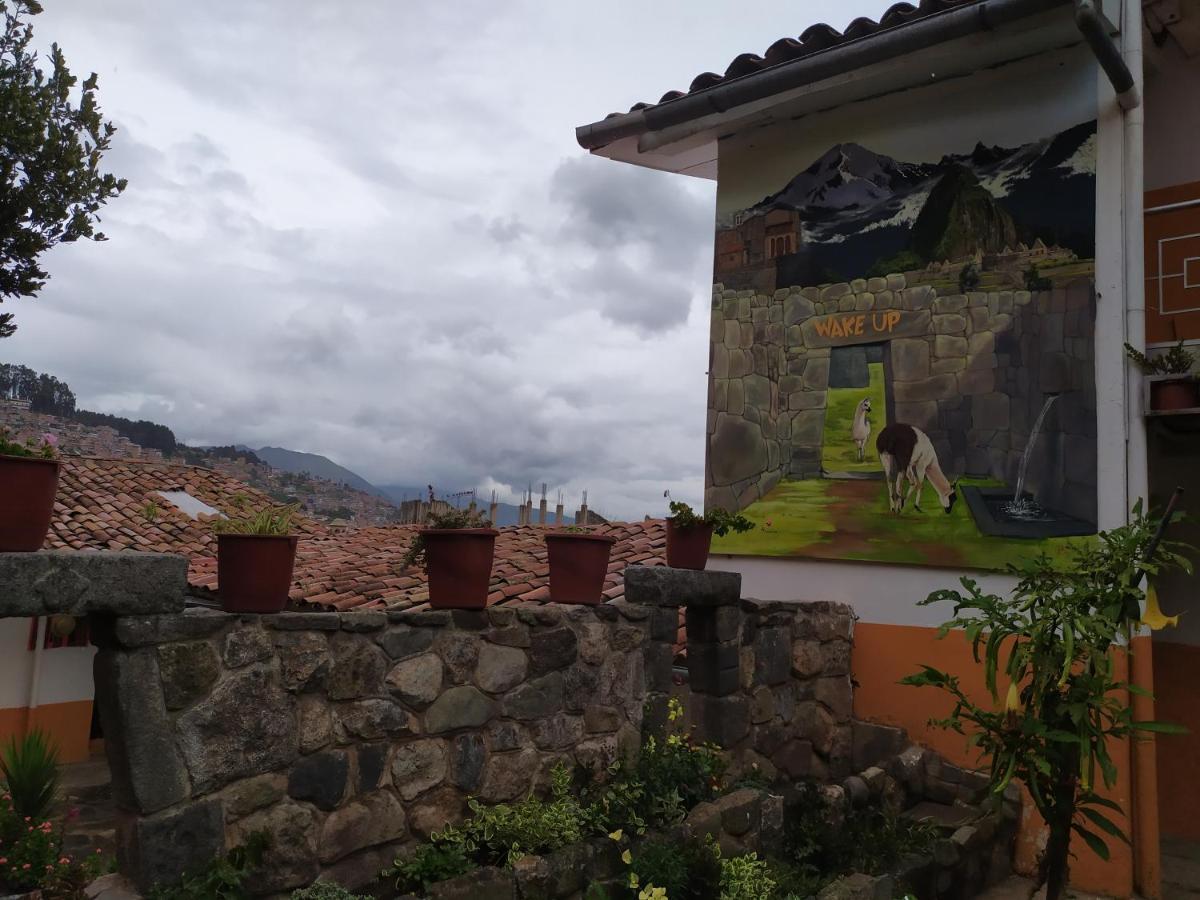 Wake Up Cusco Hostel Exterior photo